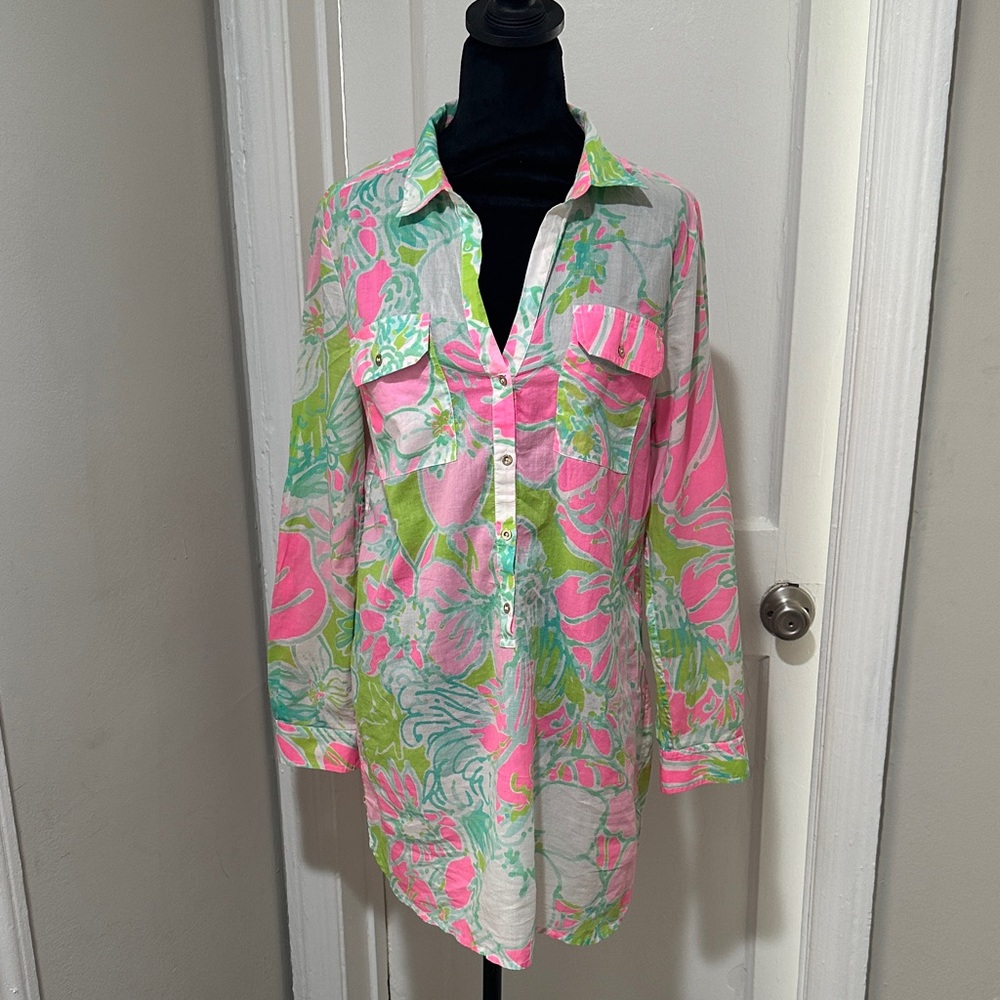 🩷Lilly Pulitzer Floral Button-Up Shirt🩷